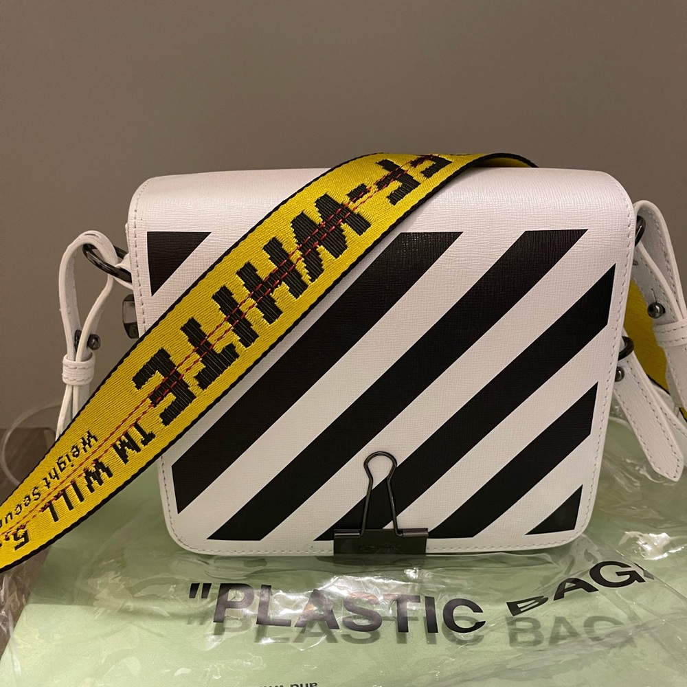 Off-White Handbag (never worn)